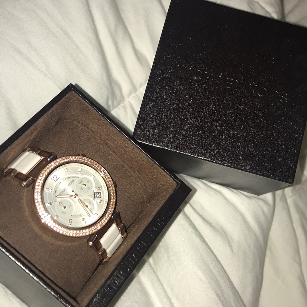 Rose Gold and White Micheal Kors Watch